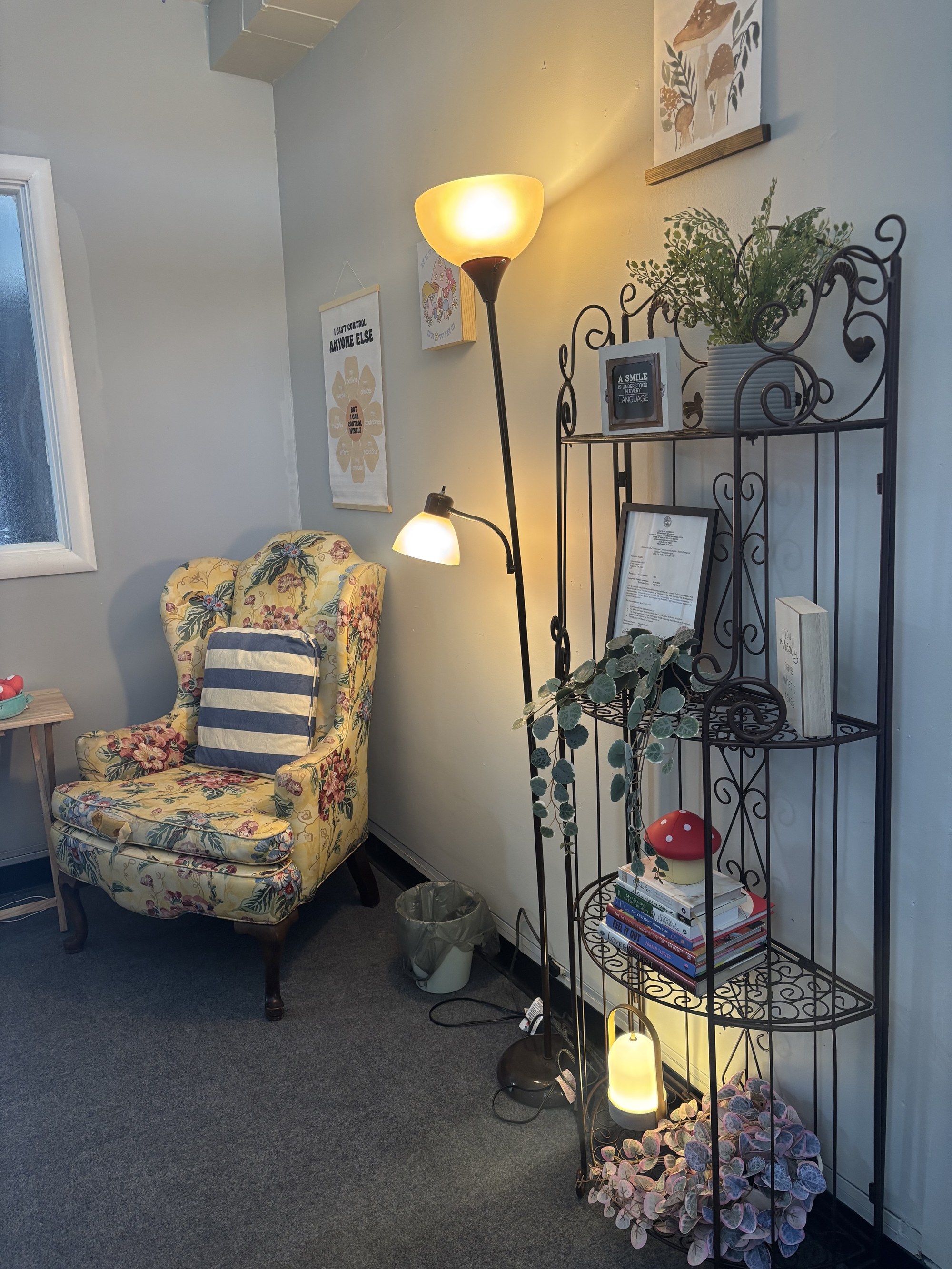 Comforting details in the counseling space